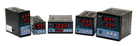 เครื่องควบคุมอุณหภูมิแบบดิจิตอล Digital Temperature Controller รุ่น KXN Series