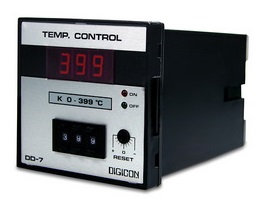 เครื่องควบคุมอุณหภูมิแบบดิจิตอล Digital Temperature Controller รุ่น DD-7