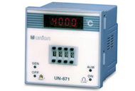 เครื่องควบคุมอุณหภูมิแบบดิจิตอล Digital Temperature Controller รุ่น UN-671N
